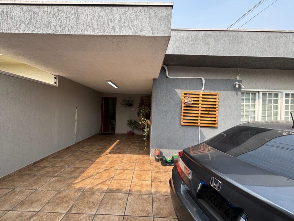 WhatsApp Image 2025-10-08 at 14.32.23