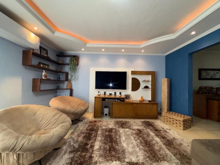 WhatsApp Image 2025-10-08 at 14.32.28 (2)